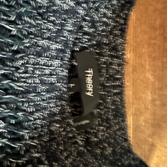 Theory Large Knit Sweater - Picture 3 of 3